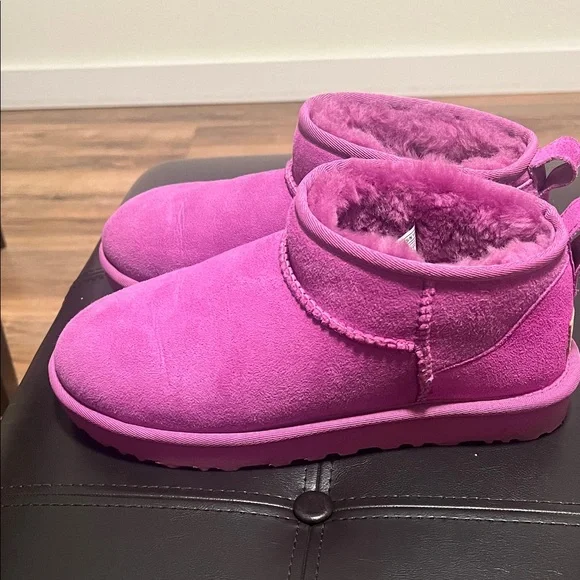 UGG Pink Winter Boots size 9. Worn few times only - Picture 2 of 6